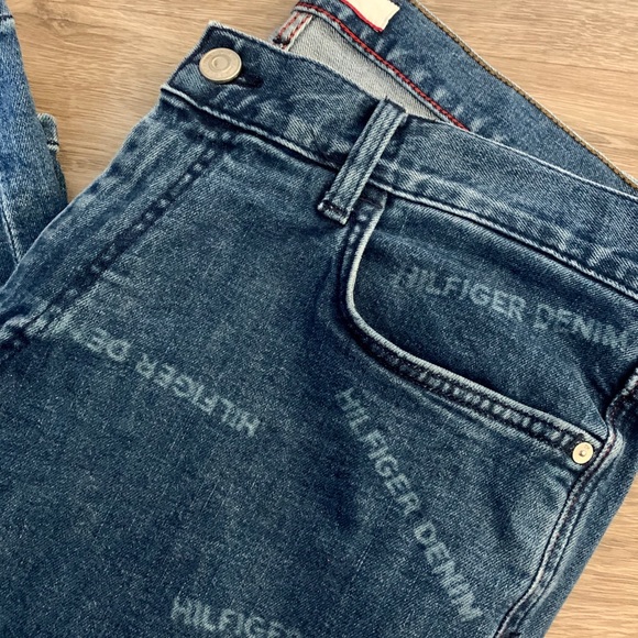Tommy Hilfiger- Logo Jeans RARE Slim Straight Fit - Picture 3 of 8